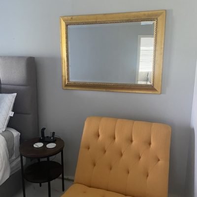 mirror hanging service in Estero FL